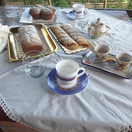 Mansarda Fiorita Bed & Breakfast Abatemarco Екстериор снимка