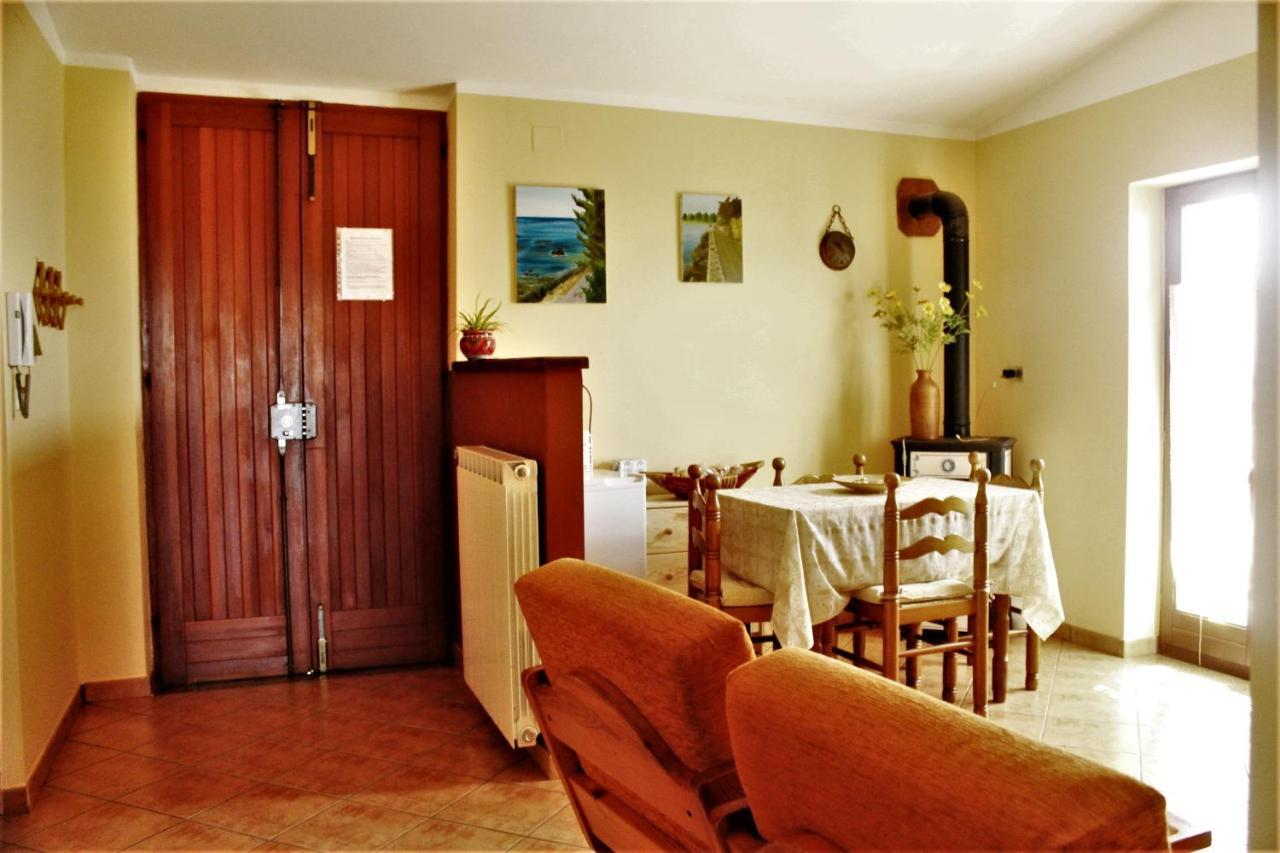 Mansarda Fiorita Bed & Breakfast Abatemarco Екстериор снимка