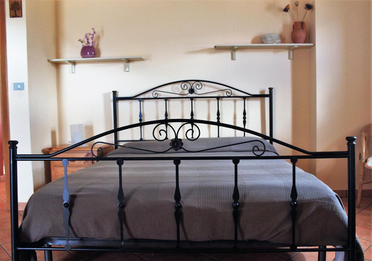 Mansarda Fiorita Bed & Breakfast Abatemarco Екстериор снимка